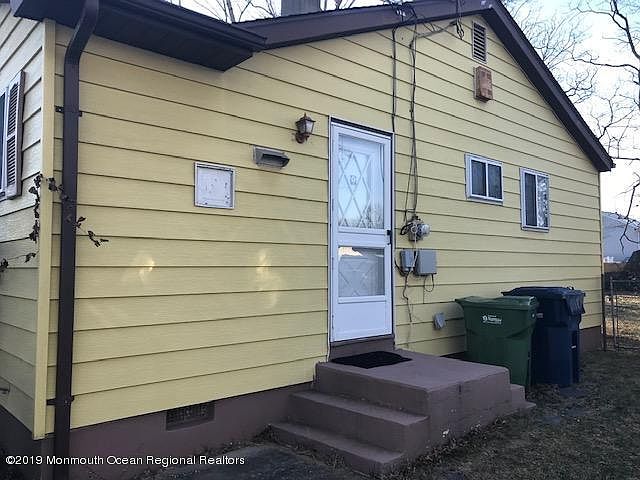 2nd image of 1524 6th Ave
