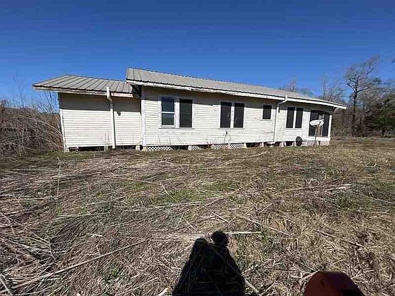 3rd image of 3797 Rayne Rd
