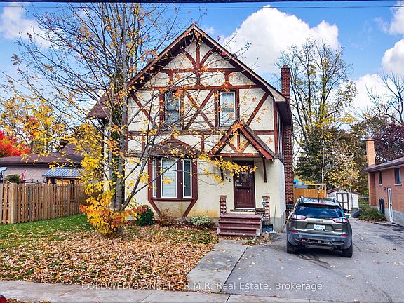 2nd image of 52 Glenelg St E