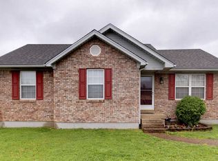 421 Beechcliff Cir, Shepherdsville, KY 40165