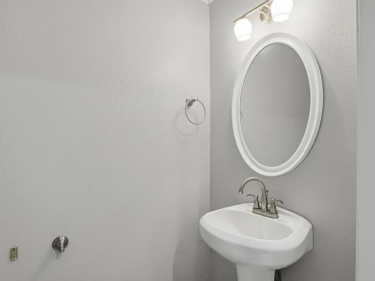 12610 Paseo Flores — Photo 38