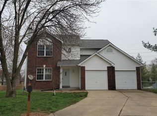 105 Crickett Ct, Saint Peters, MO 63376