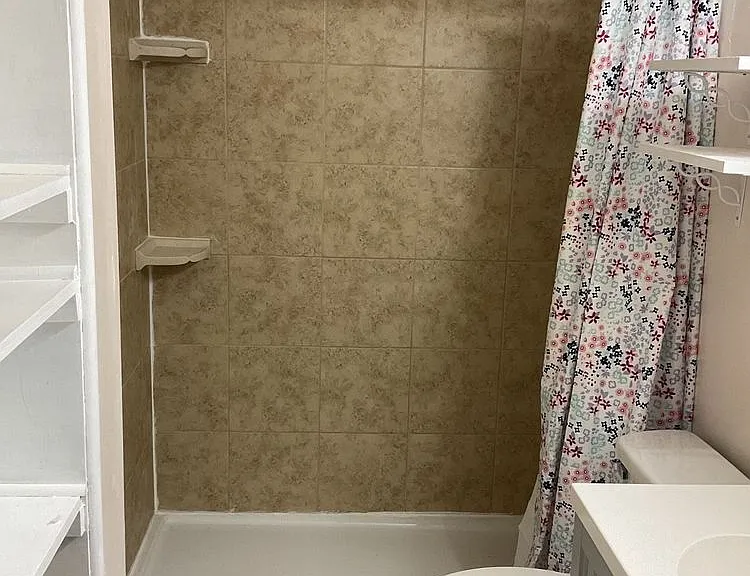 411 Washington St — Photo 11