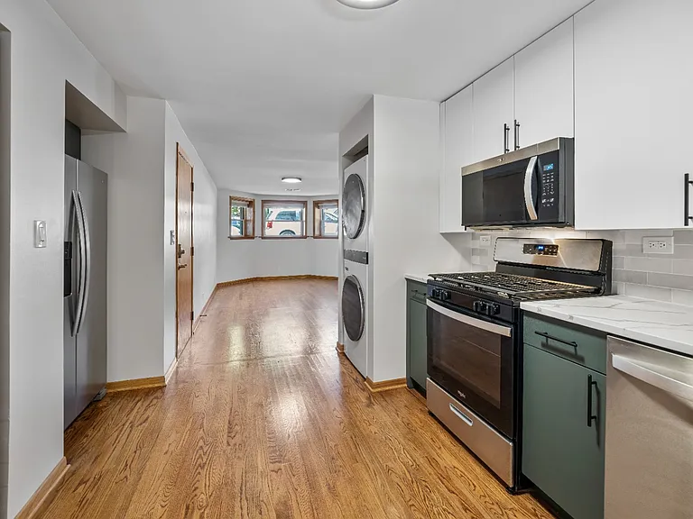 3227 W Belden Ave #3225-G — Photo 2