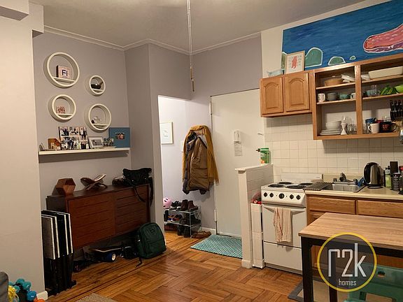 4th image of 2828 29th St #A6