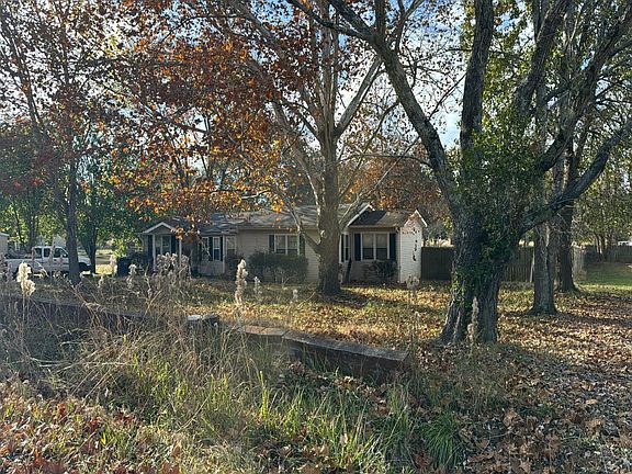 2nd image of 18 Lower Dry Creek Rd