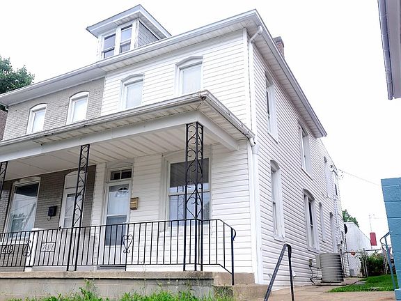 2nd image of 417 S Burhans Blvd E