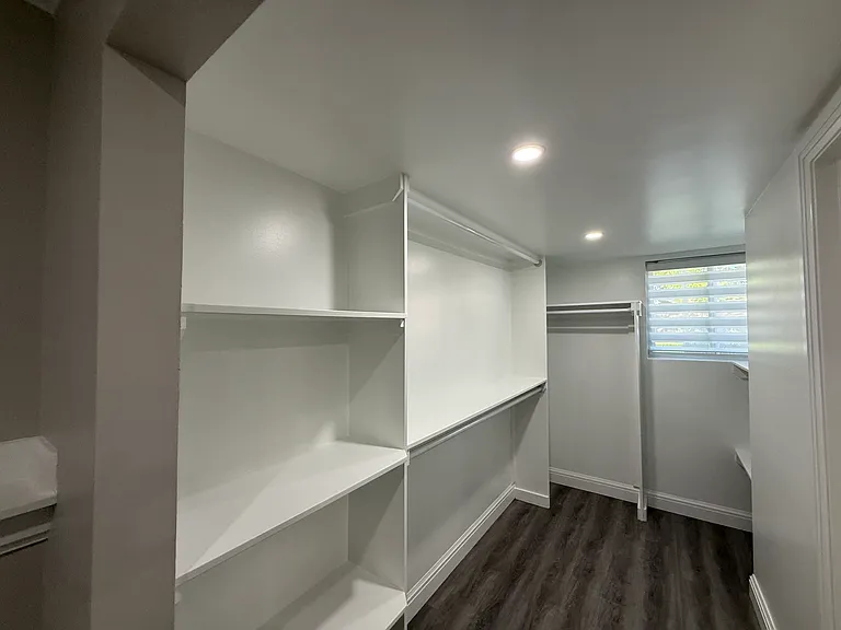 42780 Buckingham Dr — Photo 15