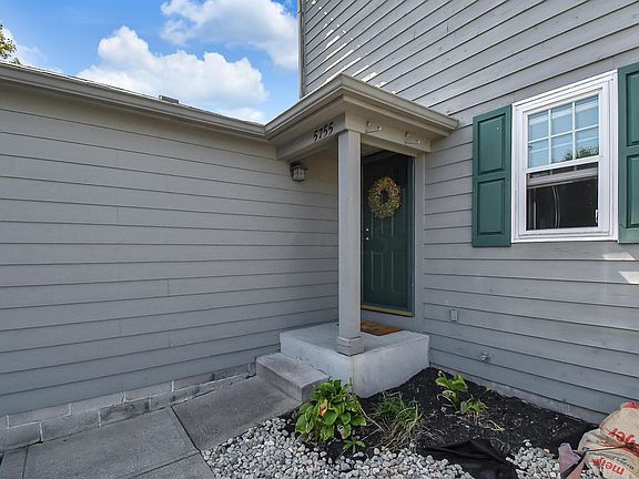 3rd image of 5755 Blendon Place Dr #41B
