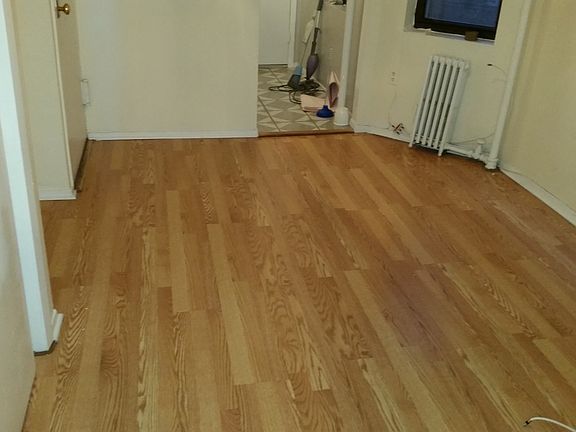 4th image of 347 E 61st St APT 4RW