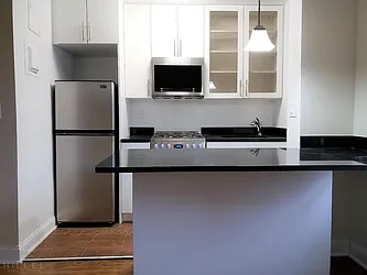 Rented by Hillel Realty Group