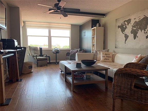 3rd image of 6180 Sun Blvd APT 301
