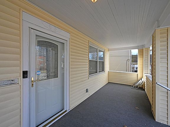 3rd image of 3859 Zinsle Ave