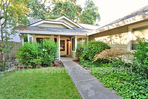 9349 Newington Way Photo 1