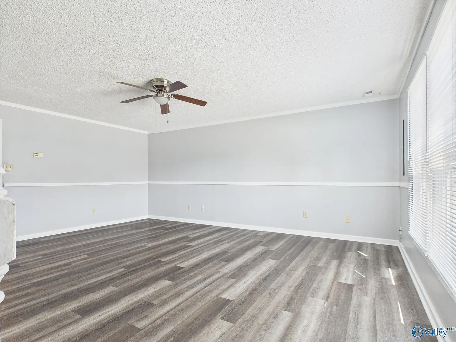 2 bed, 1.5 bath, 1229 sqft, $1,500 — Photo 4
