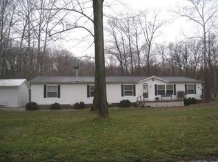 2221 Hugenberg Ln, Fowler, IL 62338