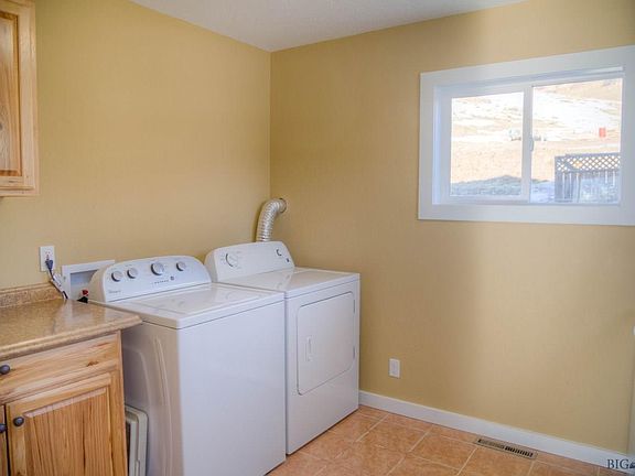 5th image of 620 N G St