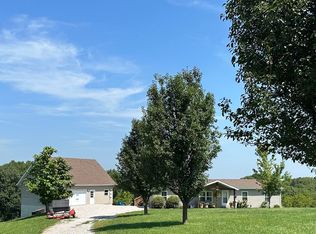 239 Mease Dr, Reeds Spring, MO 65737