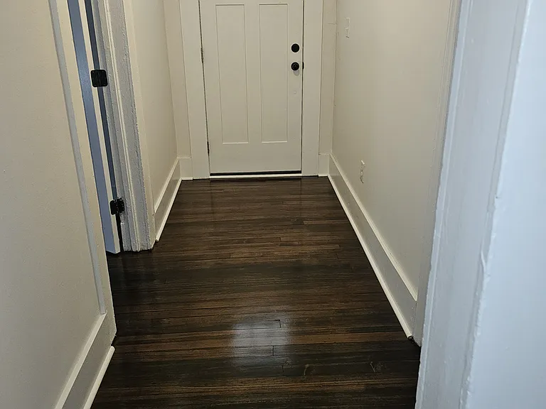 1105 S Josephine Boyd St — Photo 7