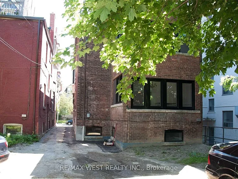 152 Dowling Ave #4 — Photo 10
