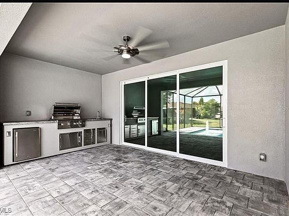 5th image of 925 NW 9TH AVENUE