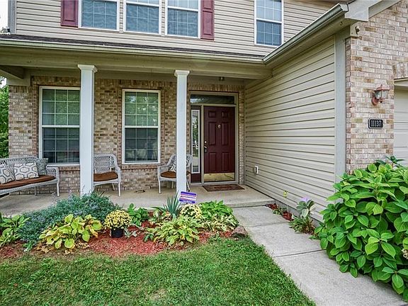 3rd image of 11137 Sanders Dr
