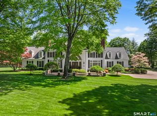 111 Golden Pond Ln, Fairfield, CT 06824