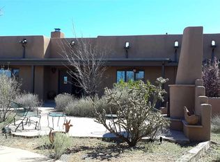 29 Bonanza Trl, Santa Fe, NM 87508