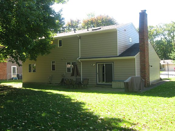 3rd image of 1579 Polk Dr
