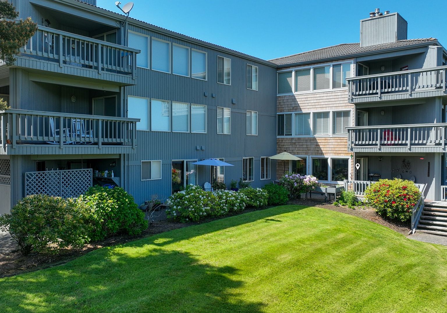 2077 Gearhart Green Dr #900