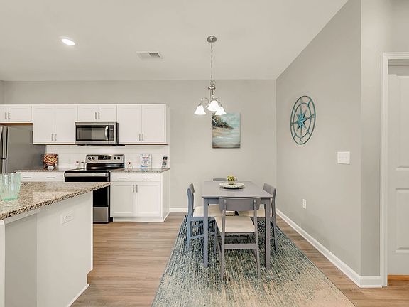 5th image of 327 Floral Beach Way #8-307