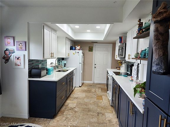 4th image of 1843 Coral Point Dr
