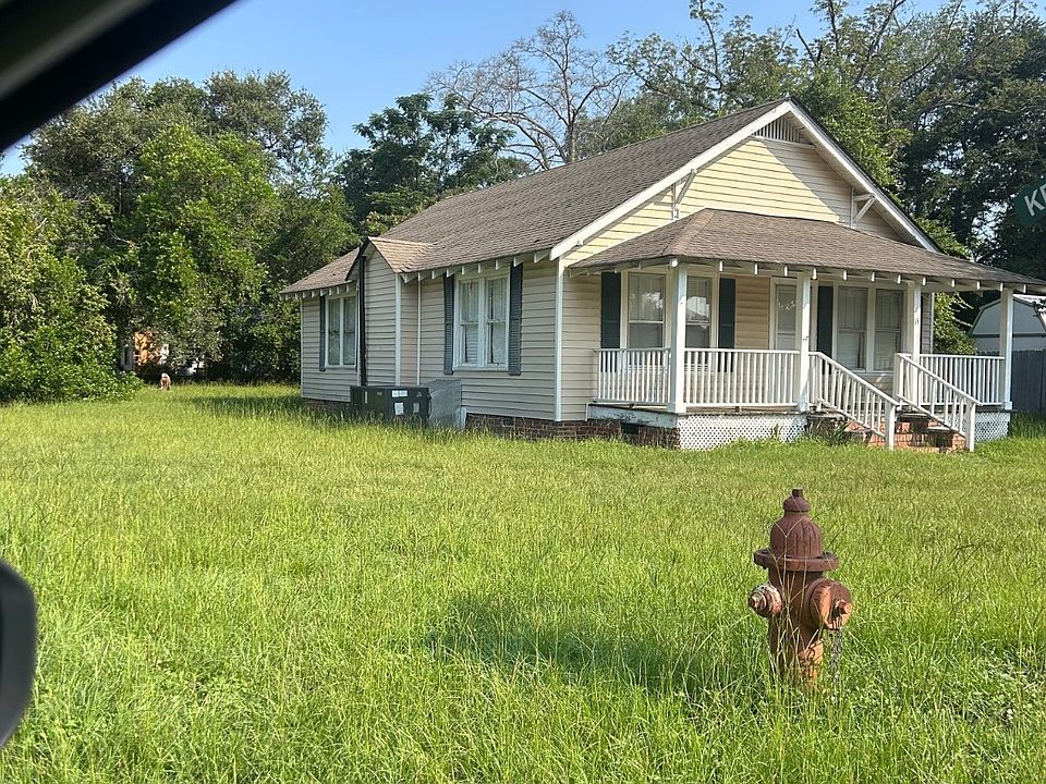 2nd image of 15 Academy St