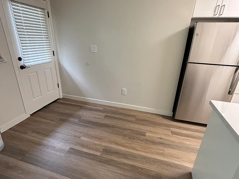 838 Roble Ave #4 — Photo 6