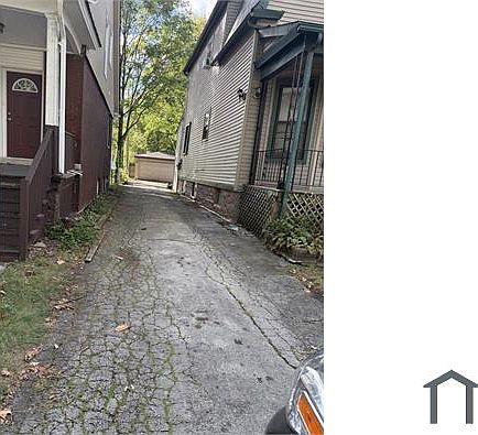 2nd image of 12118 S Parnell Ave