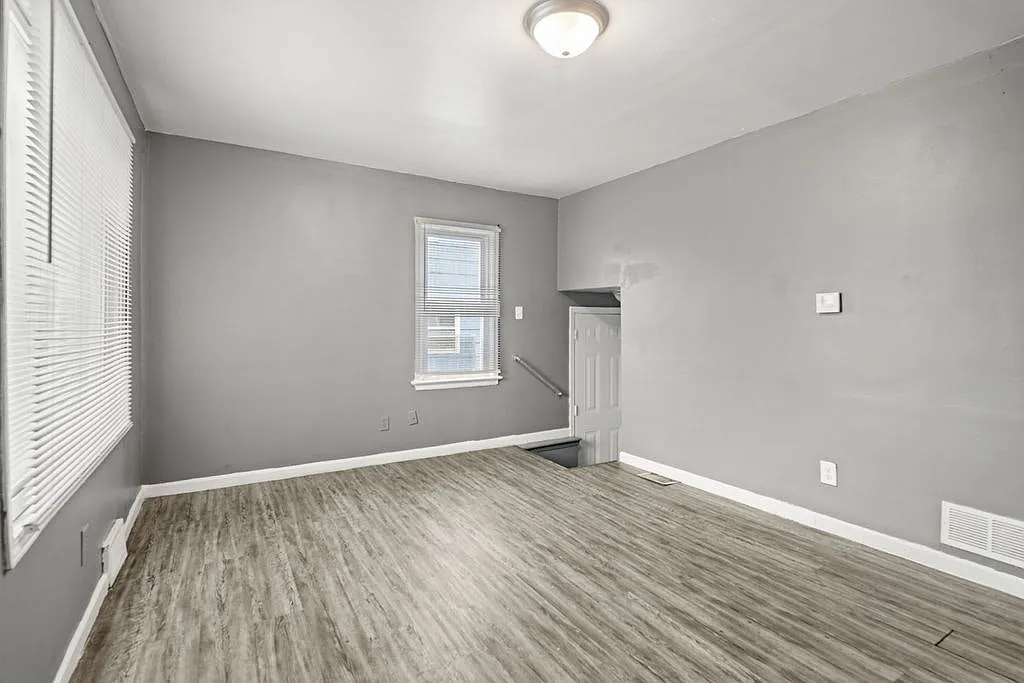 1304 East 18th Avenue, Unit 1304 — Photo 1