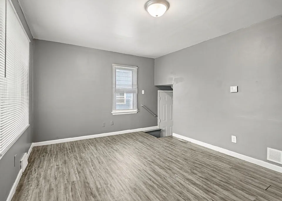 1304 E 18th Ave #1304