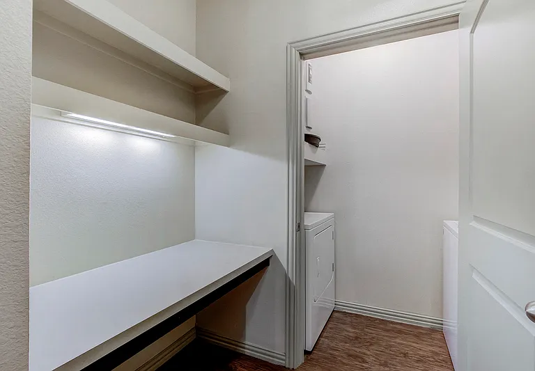 Summercrest Burleson Apartments — Photo 17