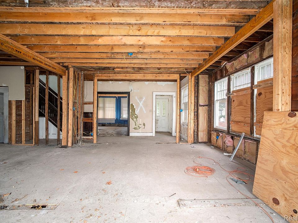 1441 Longfellow St, photo 6