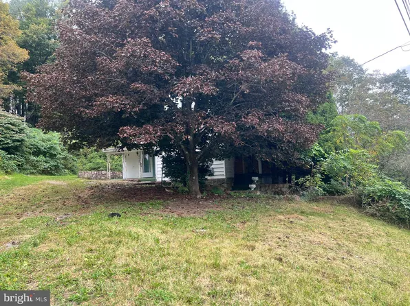 10701 Hoffman Hollow Rd SW, Frostburg, MD 21532