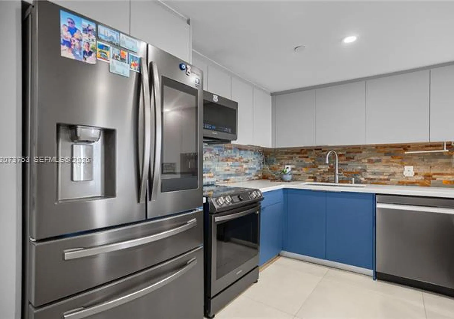 2350 NE 135th St cu-1204, North Miami, FL 33181 — Photo 1