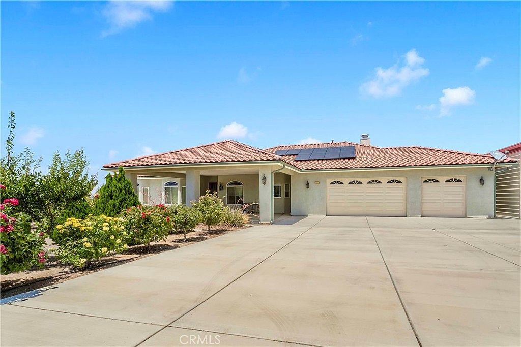 3002 Estero Rd, Pinon Hills, CA 92372 MLS HD23135397 Zillow