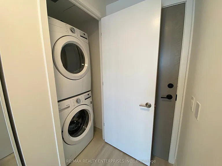 130 River St #2906 — Photo 17