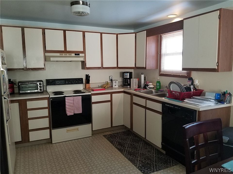 62 Firestone St Buffalo, NY, 14218 Apartments for Rent Zillow