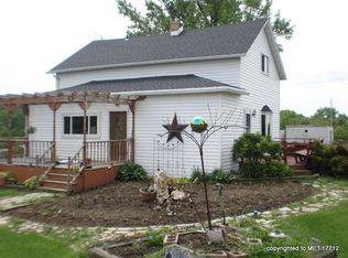 10017 Ravine Dr, Two Rivers, WI 54241