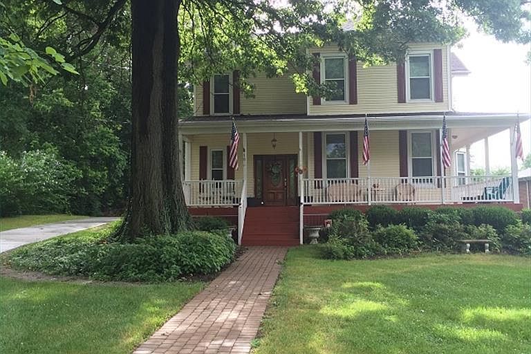 10 Burns Ave, Wyoming, OH 45215 Zillow