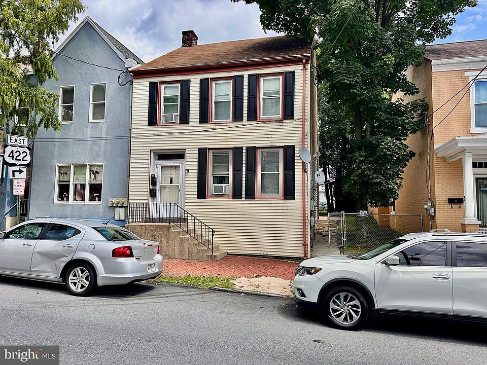 1st image of 226 S 9th St