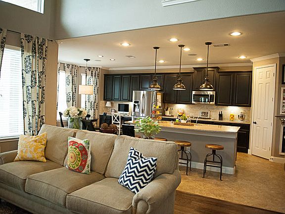 3rd image of 27402 Starlight Canyon Ln