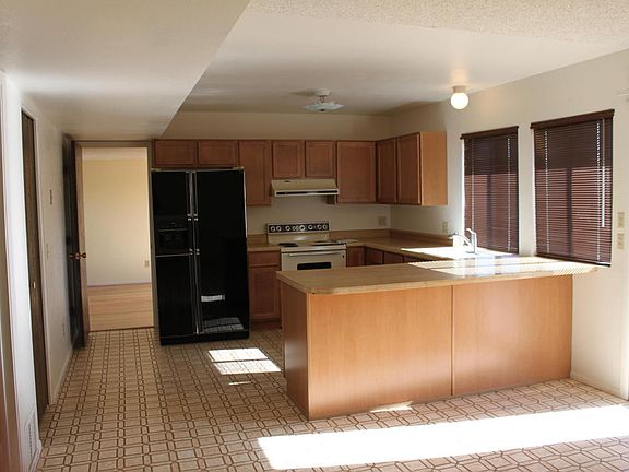 3rd image of 7272 E Rainbow Canyon Dr