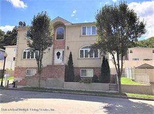 48 Gwenn Loop, Staten Island, NY 10314